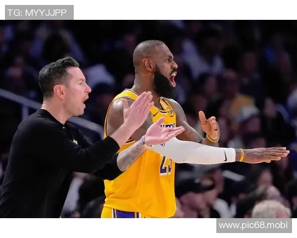 [2026年01月30日]湖人主帅雷迪克回应吉迪旧日超远绝杀：我尽量不去想这件事